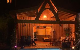 Chalet Atypique Vue Piscine Chauffee